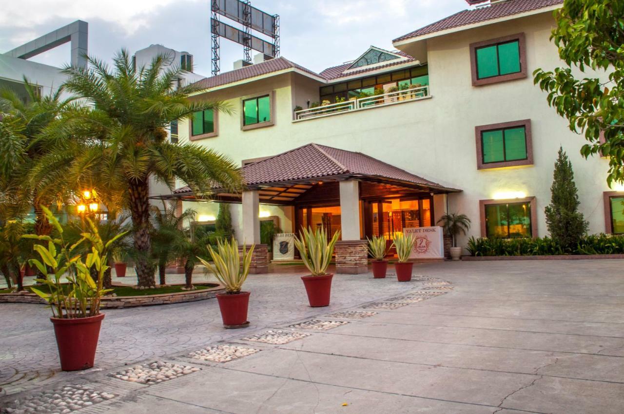 Jalsa Resort Indore Extérieur photo