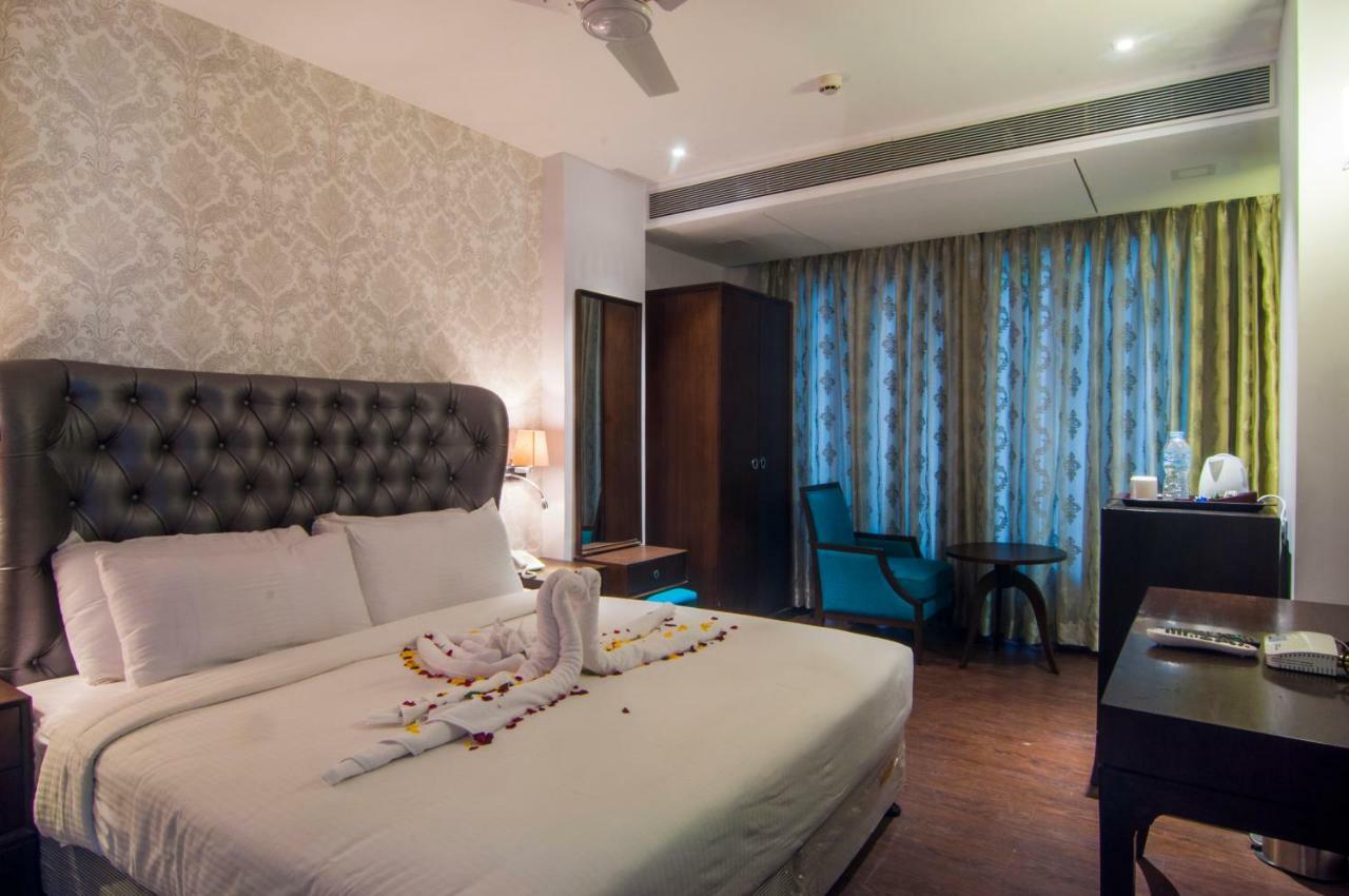 Jalsa Resort Indore Extérieur photo
