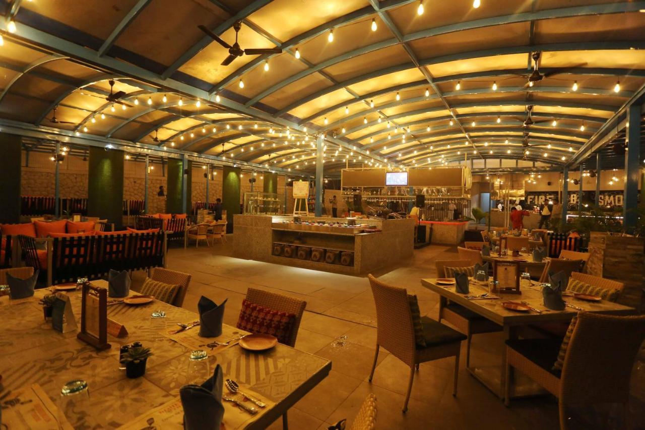 Jalsa Resort Indore Extérieur photo